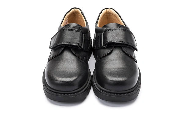 Image of the black summer shoes for girls